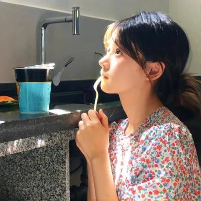 美国派：集体裸奔